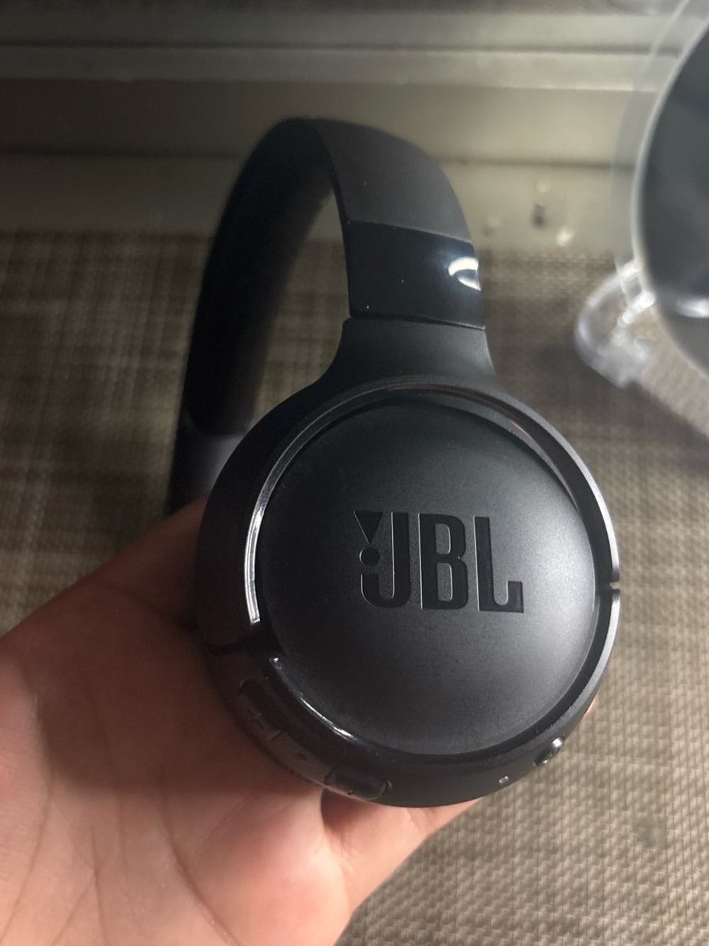 JBL Black On-Ear Wireless Headphones with Built-In Controls